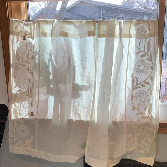 Anthropologie Embroidered Manette Cotton Linen Sheer Café Curtains, Set of 2 - Picture 6 of 8